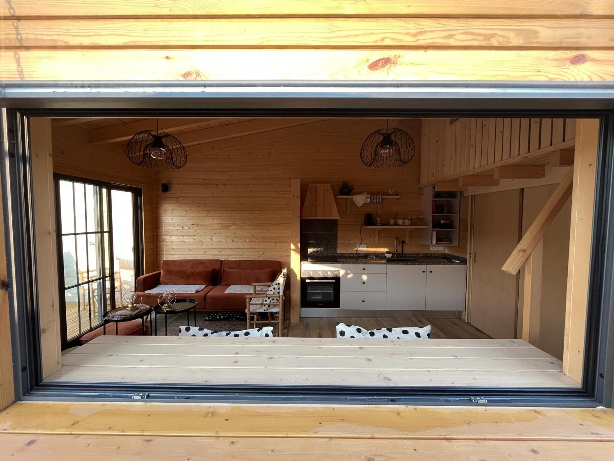 Wood11 - Charming Tinyhouse In A Lovely Garden *