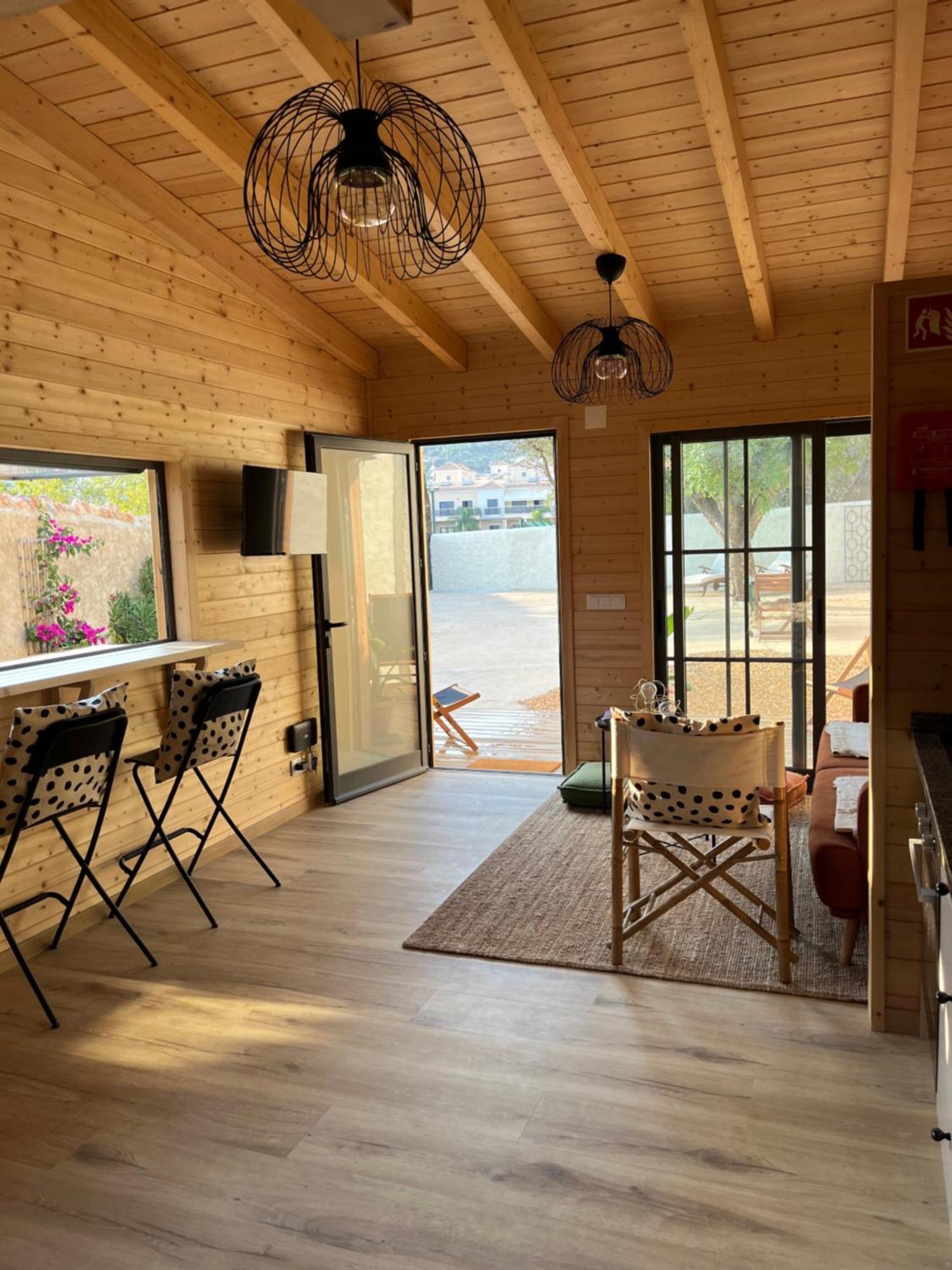 Wood11 - Charming Tinyhouse In A Lovely Garden * Santa Barbara de Nexe