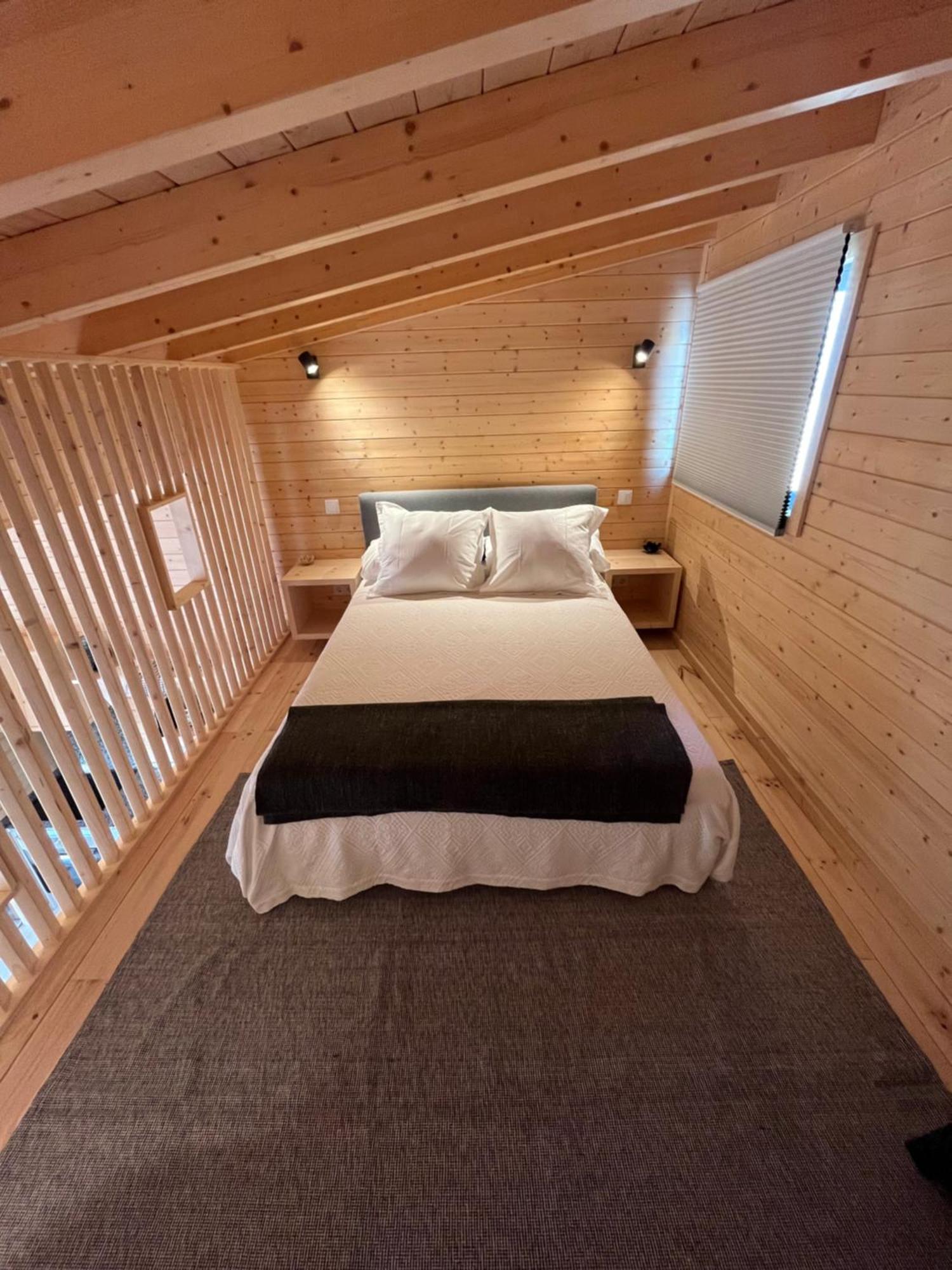 Wood11 - Charming Tinyhouse In A Lovely Garden Holiday home Santa Barbara de Nexe